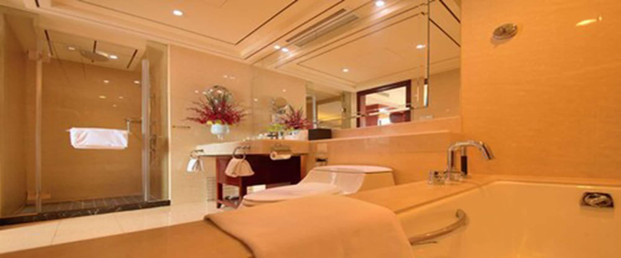 New Century Hotel Xiaoshan Hangzhou Bagian luar foto