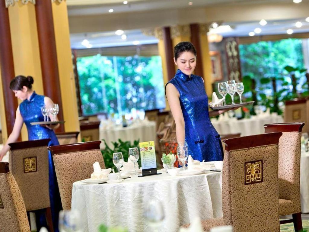 New Century Hotel Xiaoshan Hangzhou Bagian luar foto
